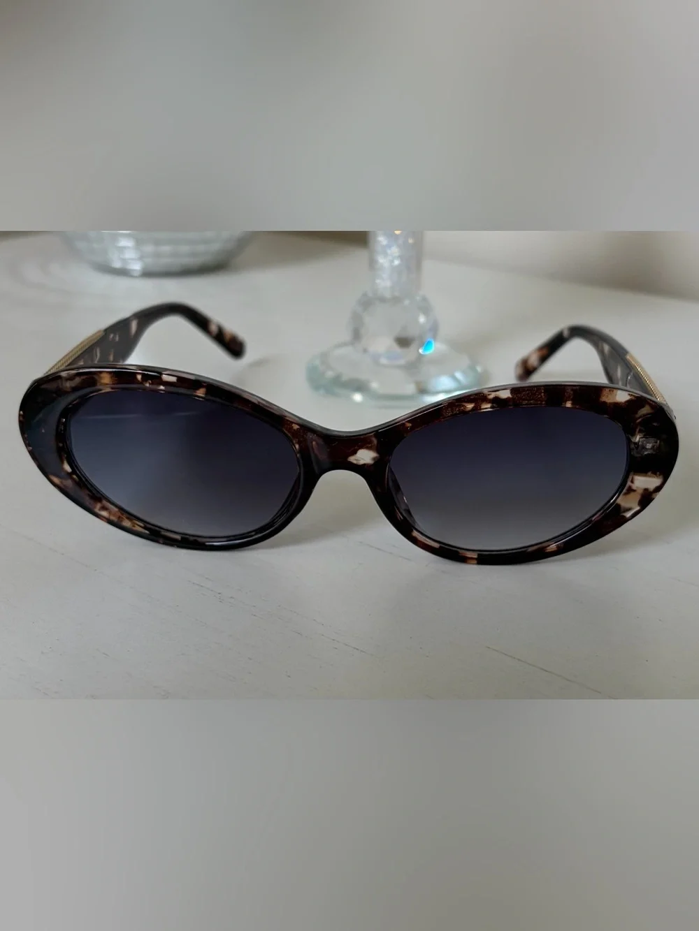 Tortoiseshell Oval Women's Sunglasses - Brown Gradient Lenses